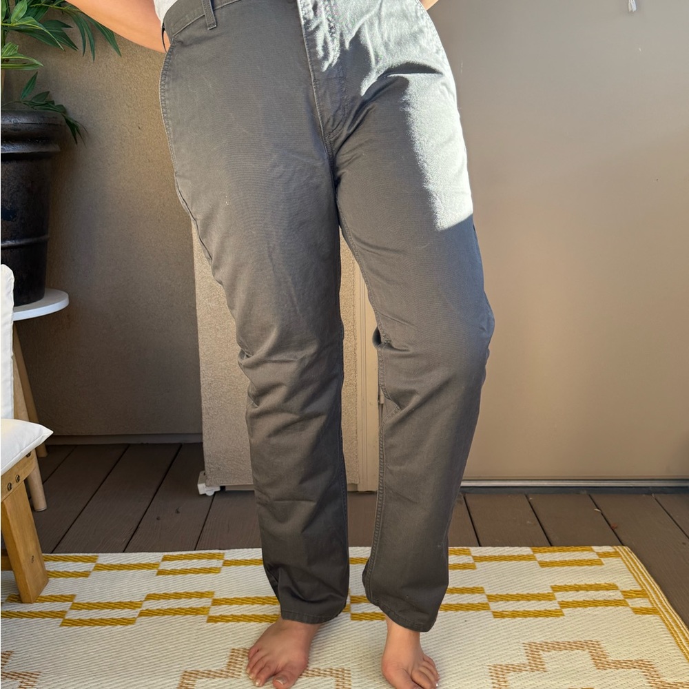 Levi's Women's Charcoal Straight-Leg Chinos